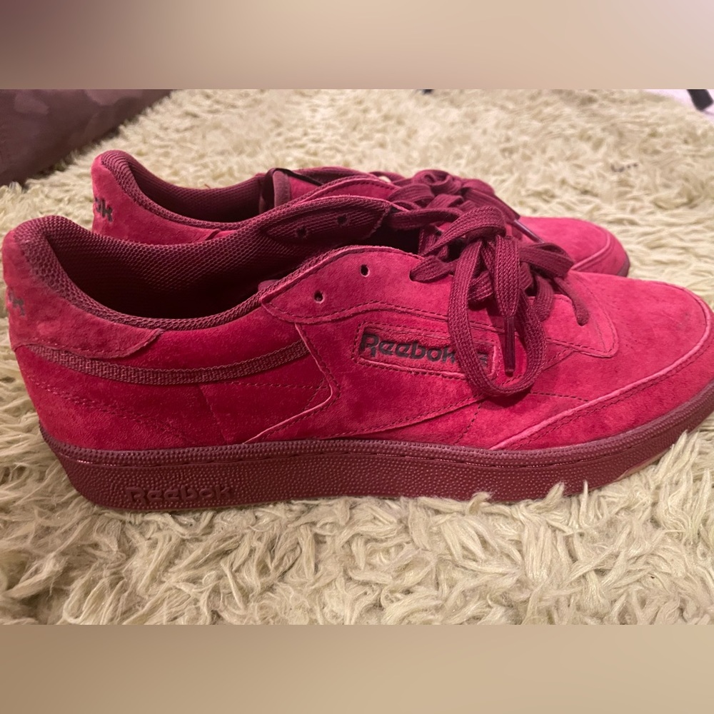Reebok suedes size 11.5